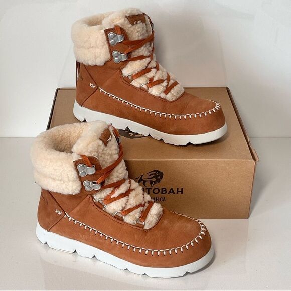 Manitobah Pacific Hiker Suede Lace-Up Winter Boots - Picture 4 of 6